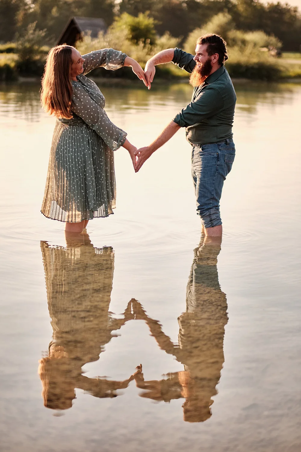 Sunsetshooting beim Babybauchshooting Weitmannsee