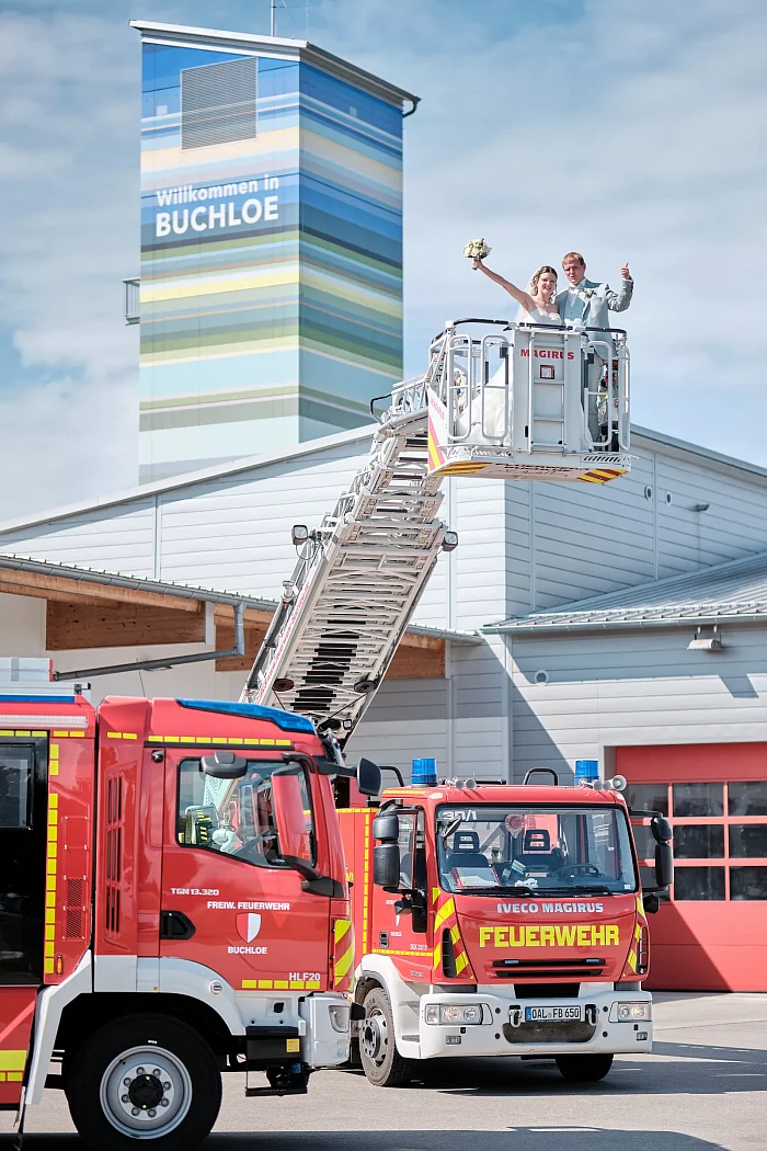 Hochzeit Brautpaarshooting Feuerwehr Schongau